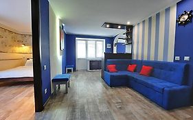 Sea Style - Мережа квартир Alex Apartments, Безконтактне заселення, Електрика, світло та кондиціонер 24 -7, Документи для відрядження